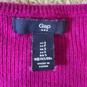 Gap women’s sweater size S